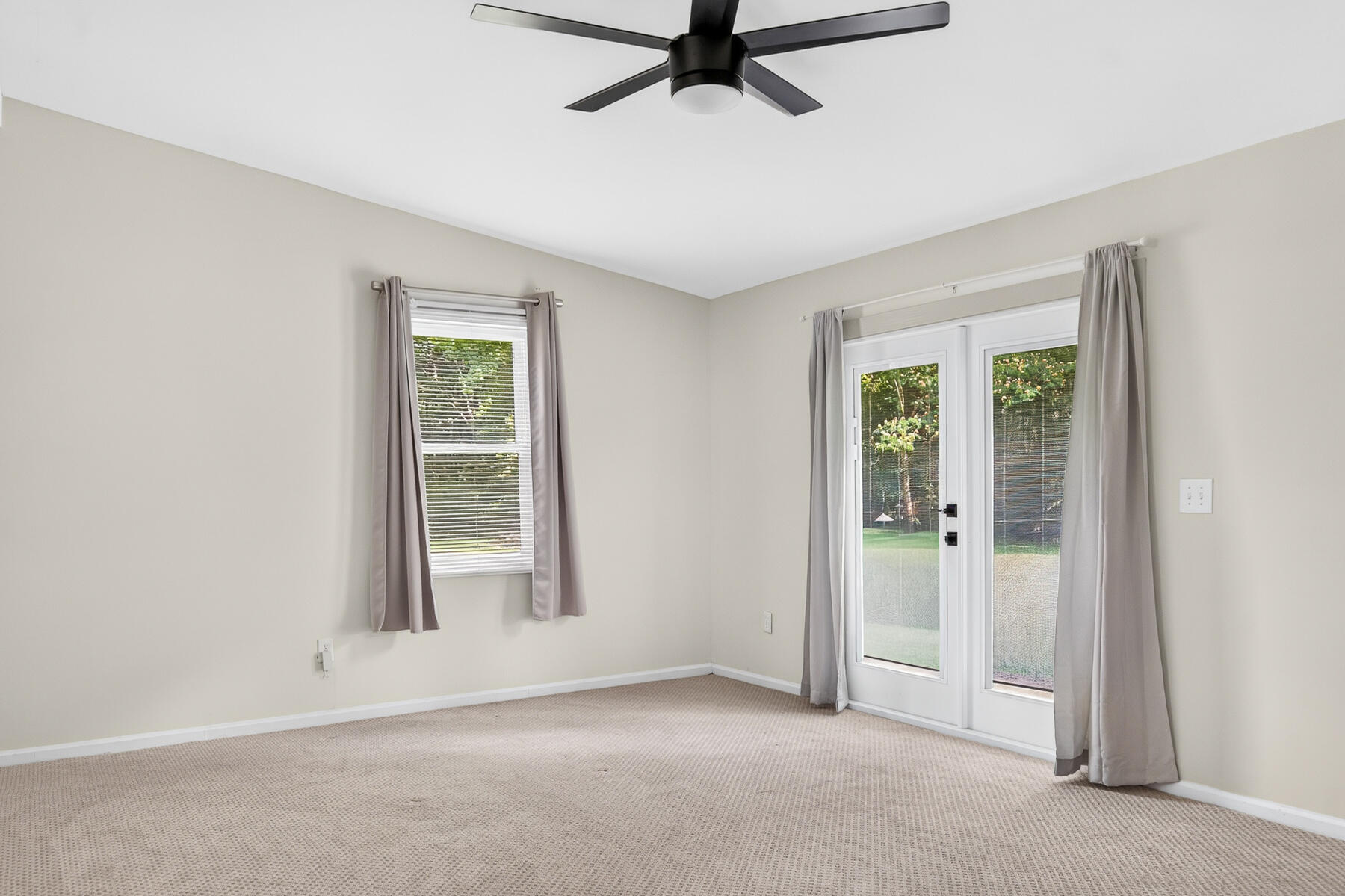 504 West Butternut Road Summerville, SC 29483 - Photo 32 of 46 HH-61