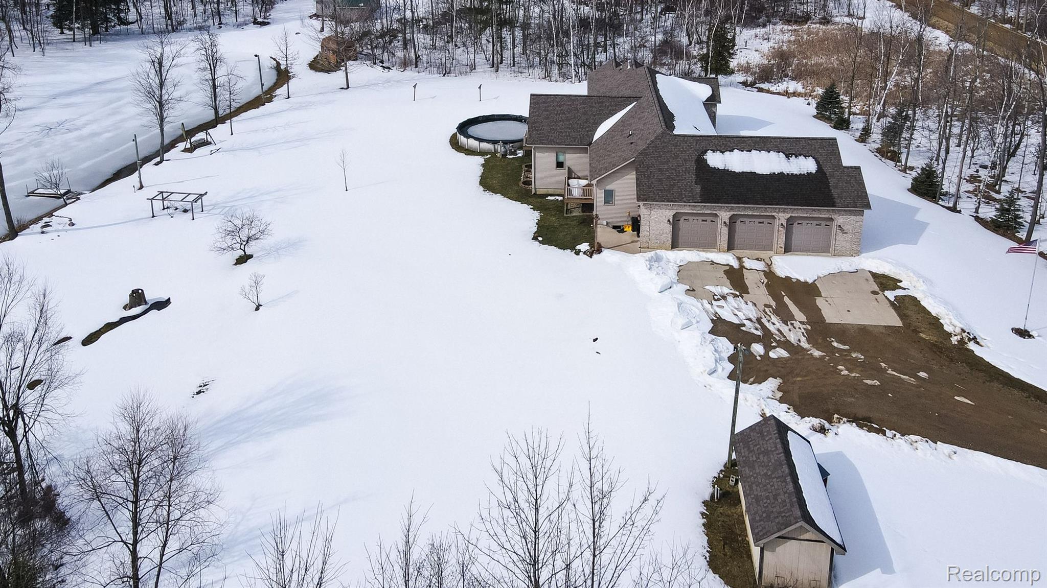 6226 Mayville Road Clifford, MI 48727 - Photo 10 of 50 Gallery Image 10