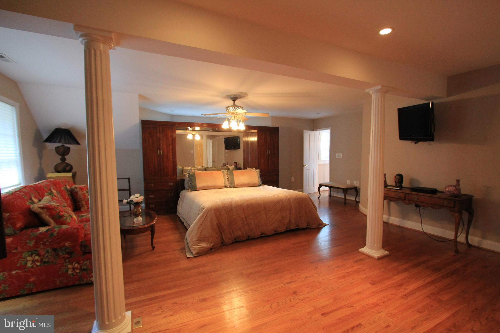 2850 Dunleigh Drive Dunkirk, MD 20754 - Photo 18 of 26 a bed room with a bed and a television