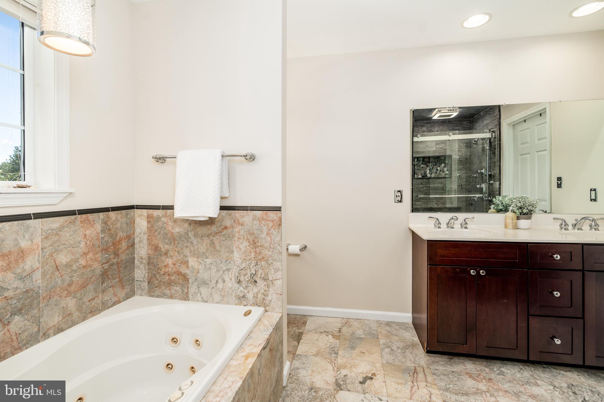 1776 Singerly Road Elkton, MD 21921 - Photo 15 of 28 Full bath in Owner's Suite