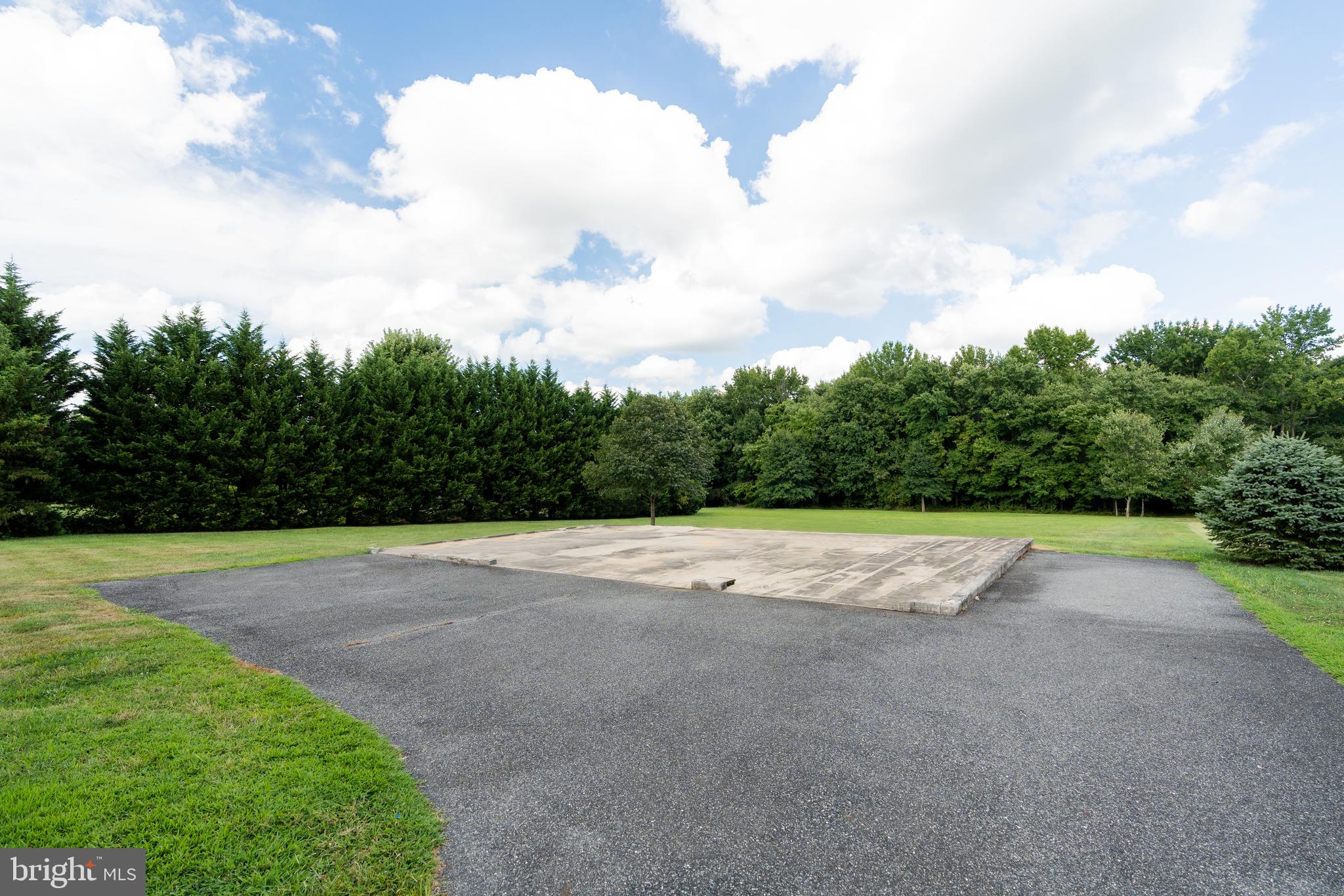 1776 Singerly Road Elkton, MD 21921 - Photo 25 of 28 Paved driveway & concrete pad in rear