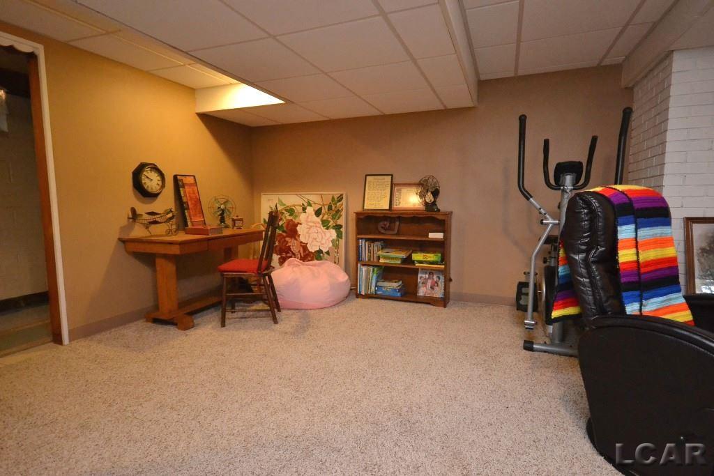 5307 South Custer Road Monroe, MI 48161 - Photo 31 of 43 50024507-30.JPG