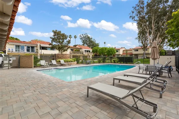 $7,995 | 607 Hilvanar, Newport Beach, CA 92660