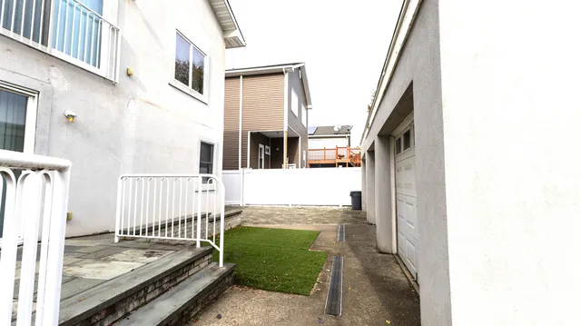 a view of front door of house
