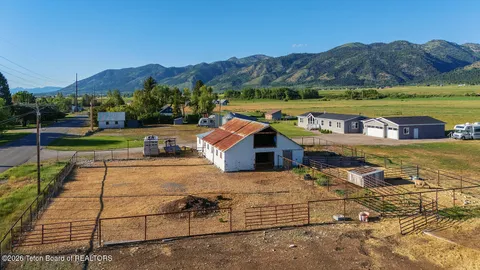 $749,000 | 2779 County Road 122, Thayne, WY 83127
