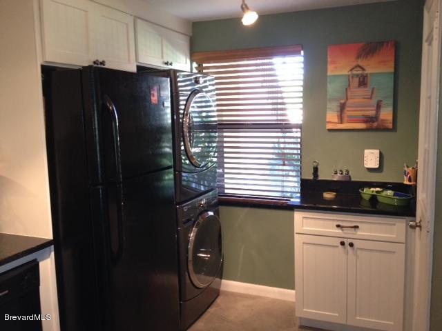 500 Catalina Road, Unit 204 Cocoa Beach, FL 32931 - Photo 7 of 14 Kitchen