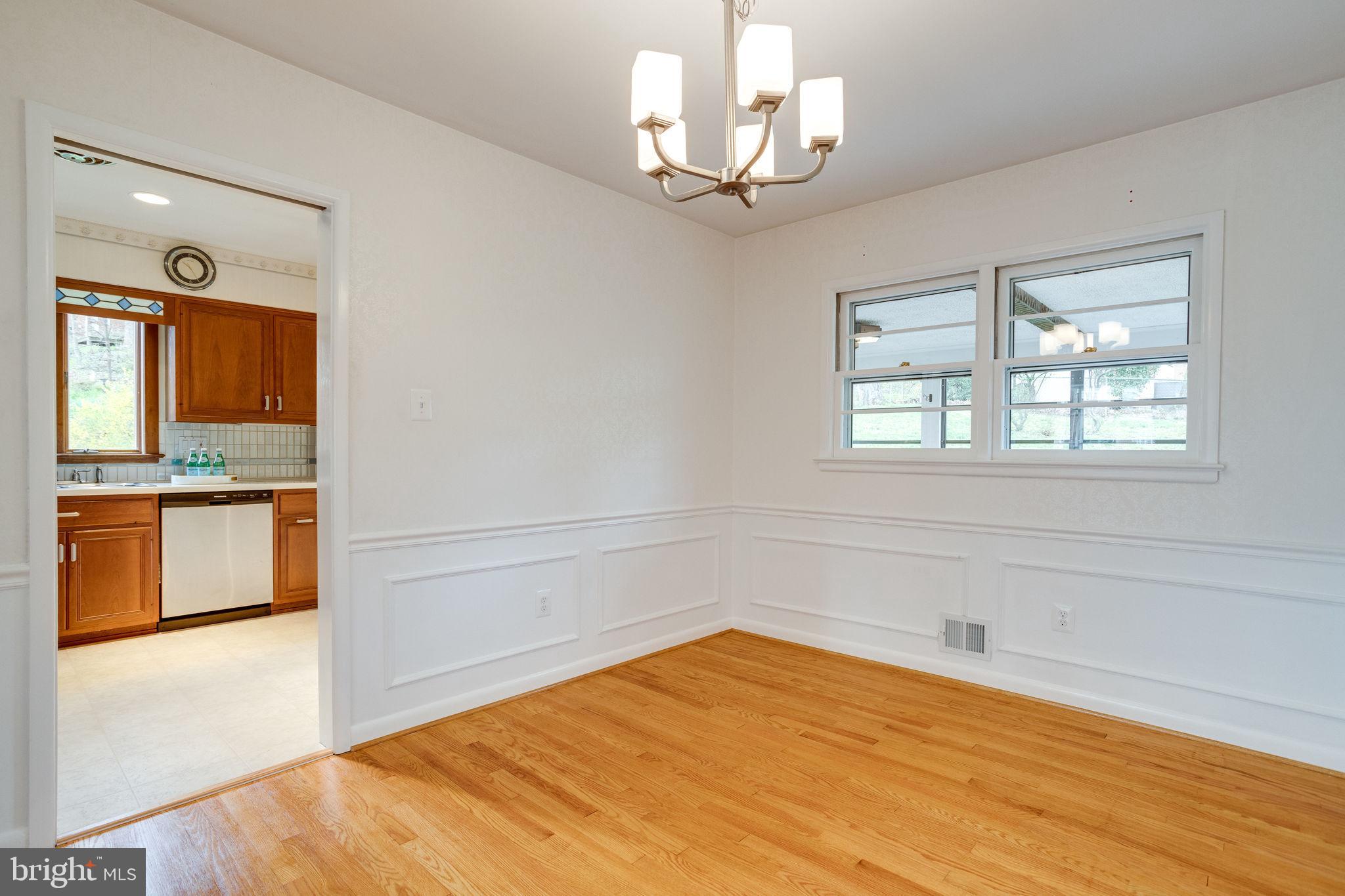 6043 5th Road North Arlington, VA 22203 - Photo 17 of 73 Let's go to the kitchen!