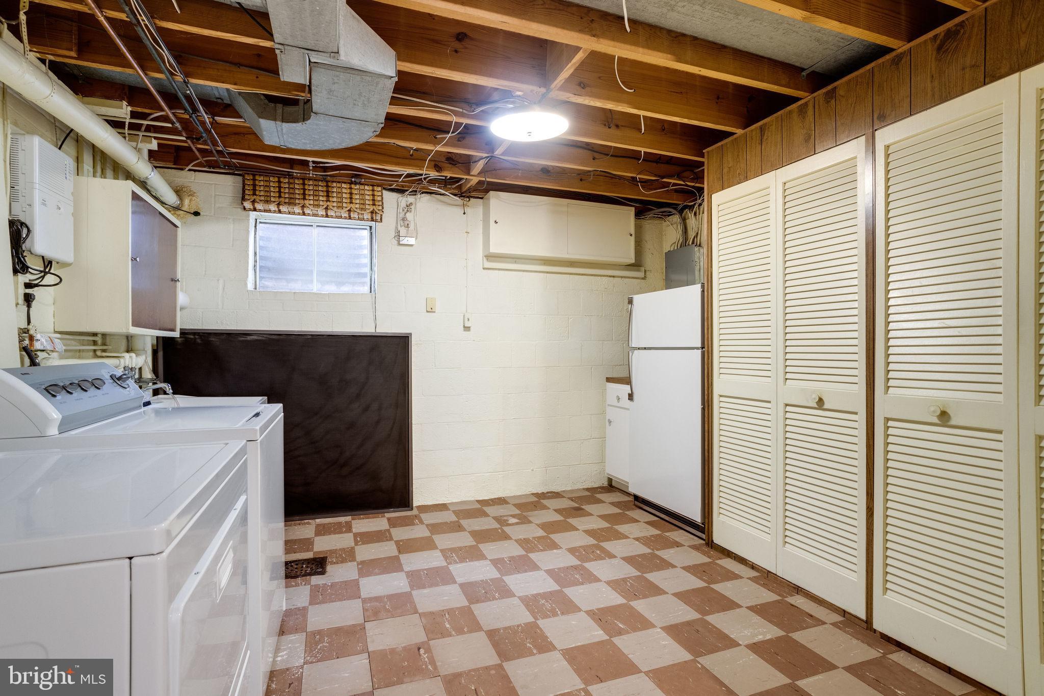 6043 5th Road North Arlington, VA 22203 - Photo 46 of 73 Washer/dryer/refrigerator.