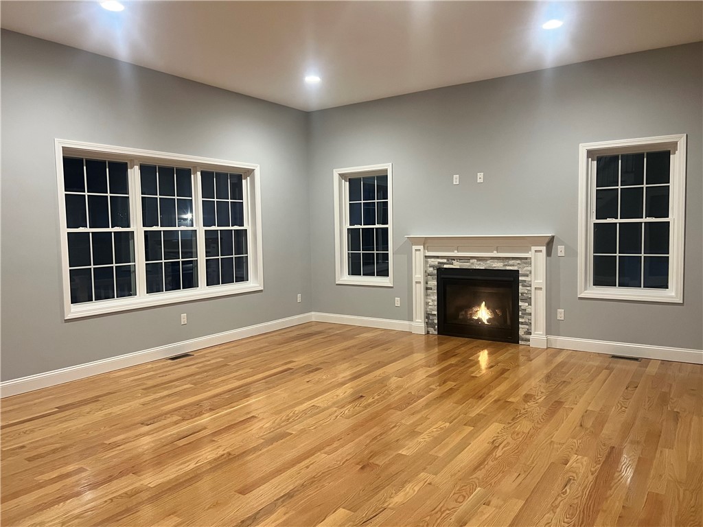 10 Getchell Street North Smithfield, RI 02896 - Photo 11 of 34