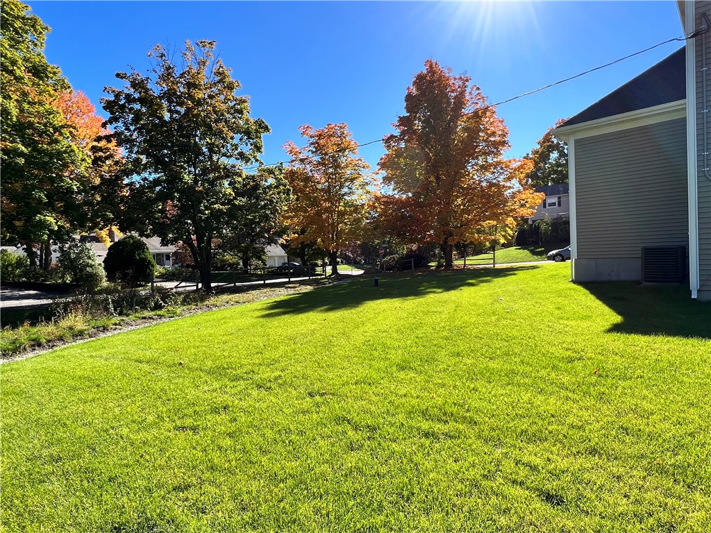 10 Getchell Street North Smithfield, RI 02896 - Photo 32 of 34