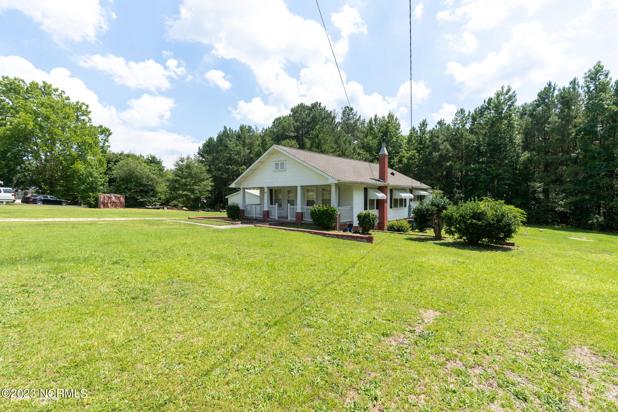 111 Eason Drive Rockingham, NC 28379 - Photo 6 of 28 DSC08596