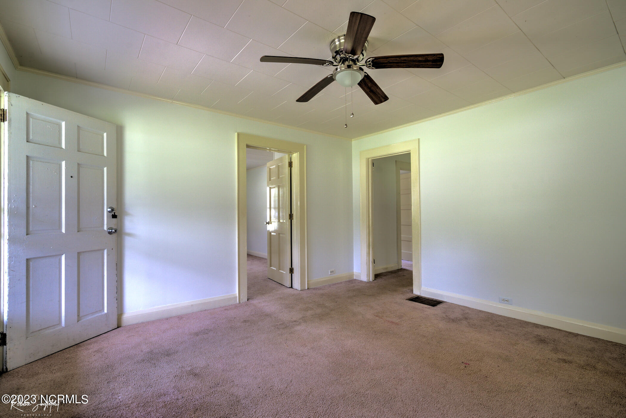 111 Eason Drive Rockingham, NC 28379 - Photo 8 of 28 DSC08608_09_10