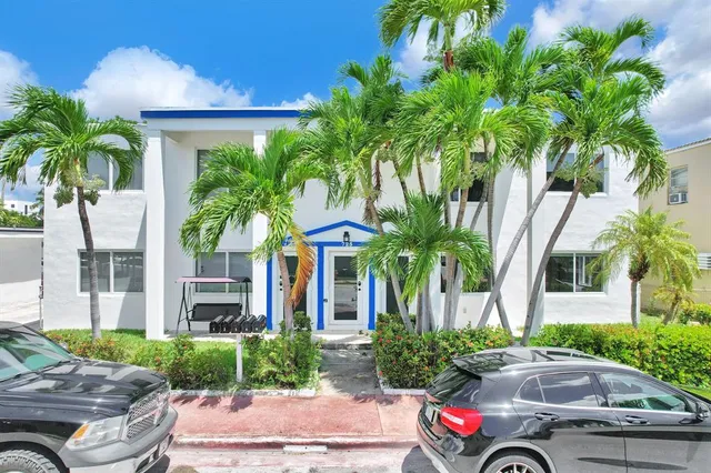 $1,795,000 | 725 81st Street, Miami Beach, FL 33141
