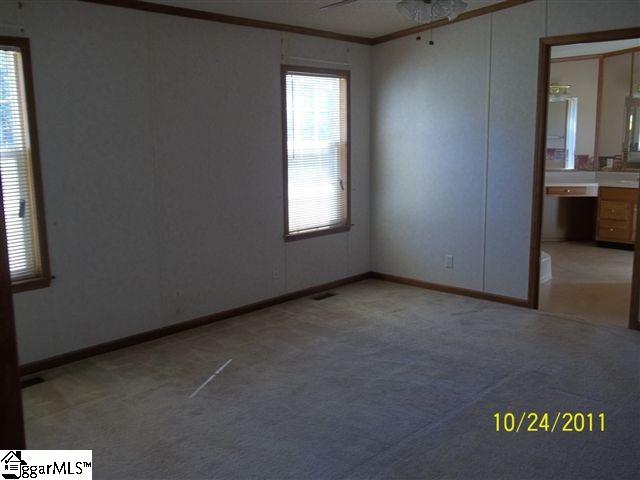 156 Autumnvale Drive Inman, SC 29349 - Photo 4 of 5