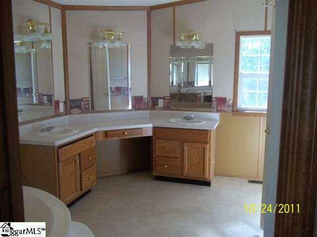 156 Autumnvale Drive Inman, SC 29349 - Photo 5 of 5