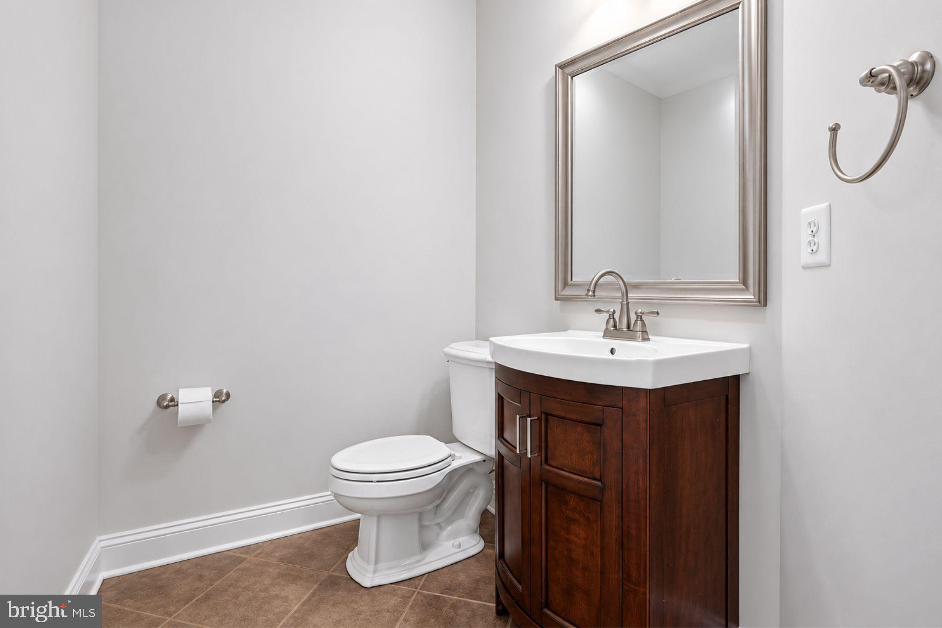 10216 Lees Mill Road Warrenton, VA 20186 - Photo 11 of 30