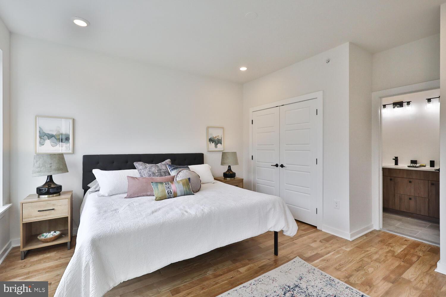 23 East Durham Street, Unit B2 Philadelphia, PA 19119 - Photo 19 of 35