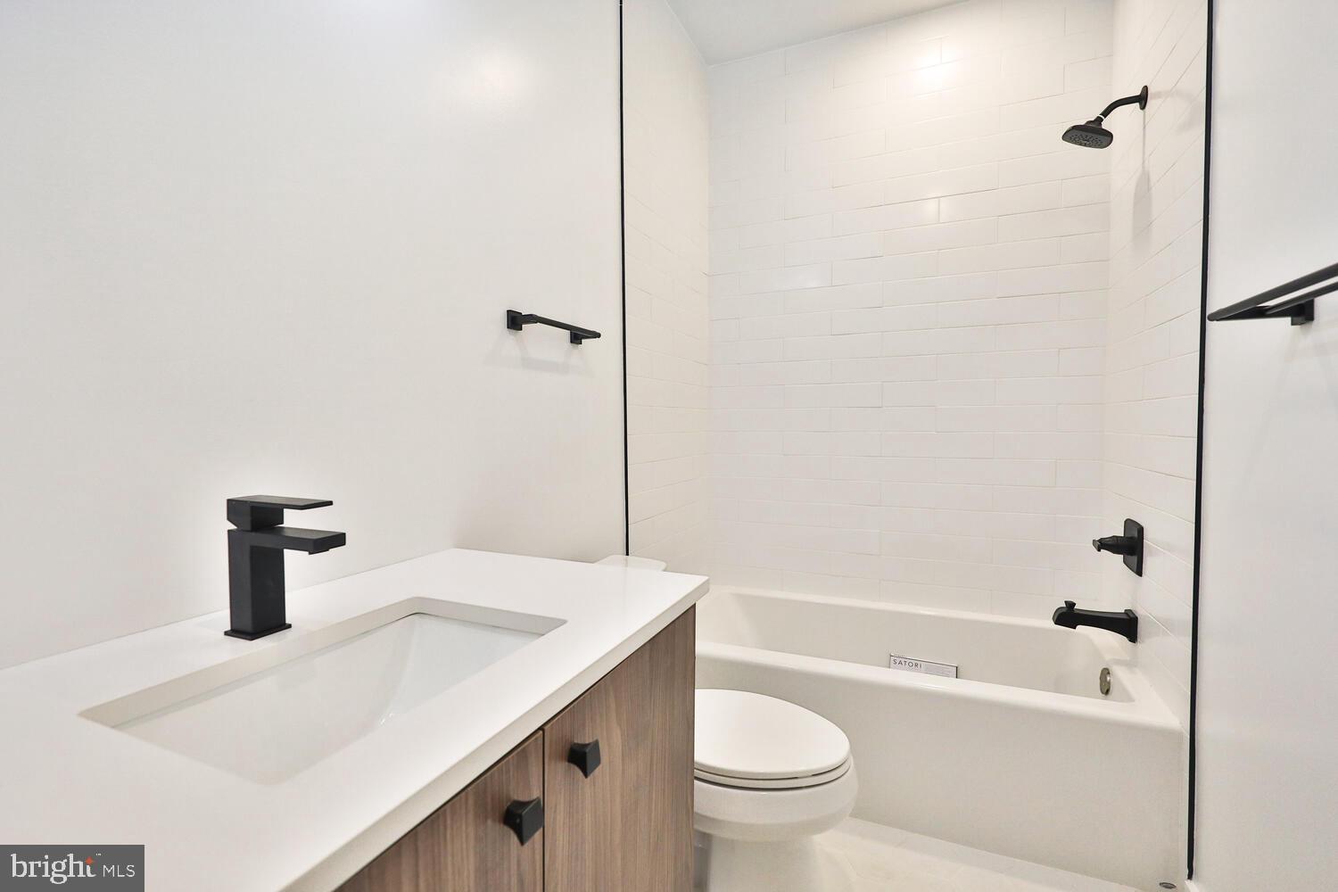 23 East Durham Street, Unit B2 Philadelphia, PA 19119 - Photo 22 of 35 hall bath