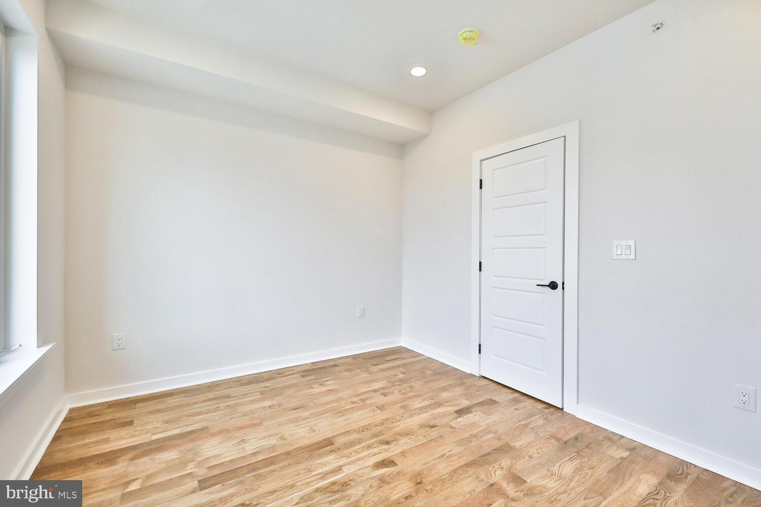 23 East Durham Street, Unit B2 Philadelphia, PA 19119 - Photo 28 of 35