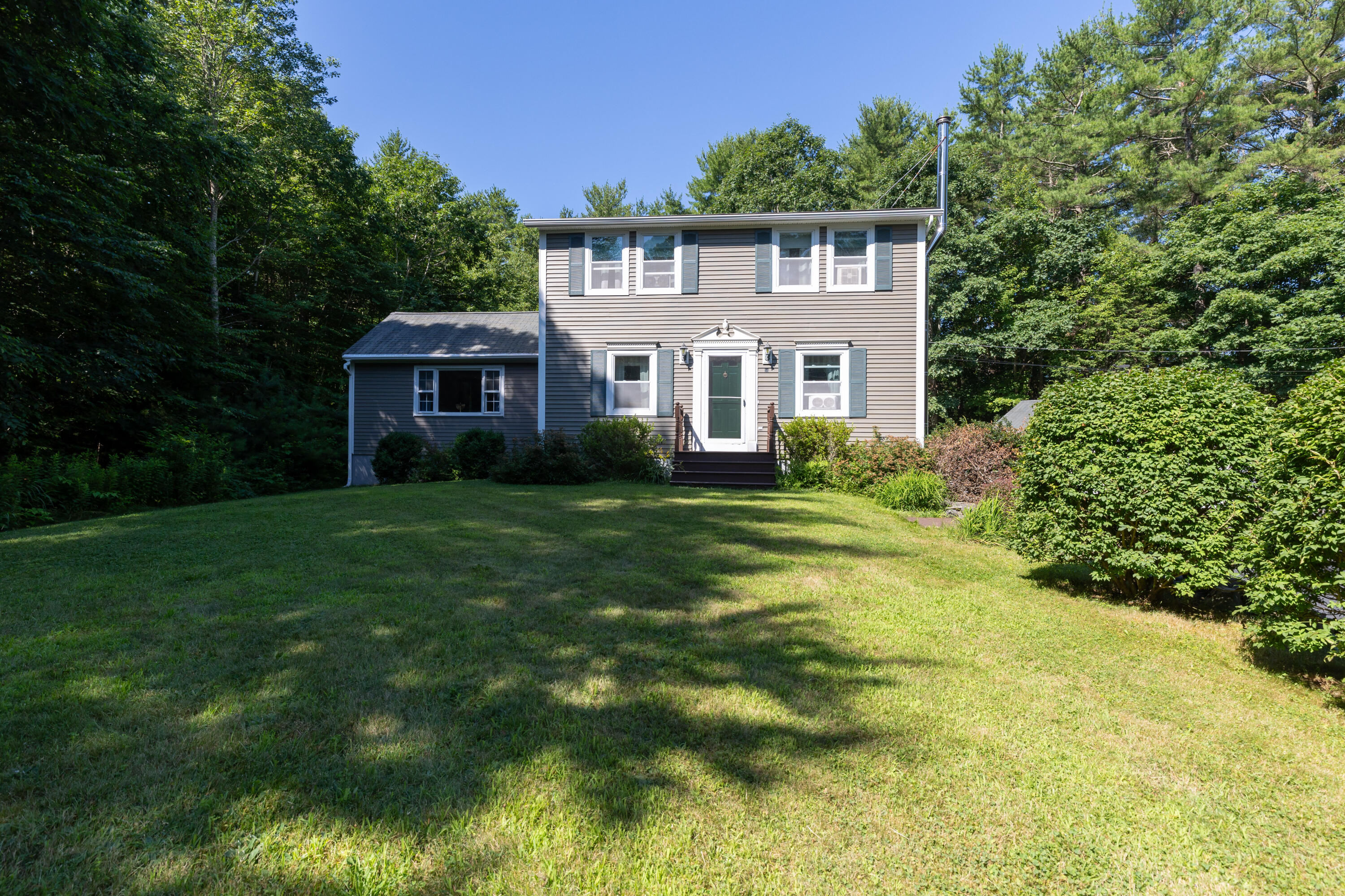84 Brave Boat Harbor Road Kittery, ME 03905 - Photo 4 of 36 9L9A7303