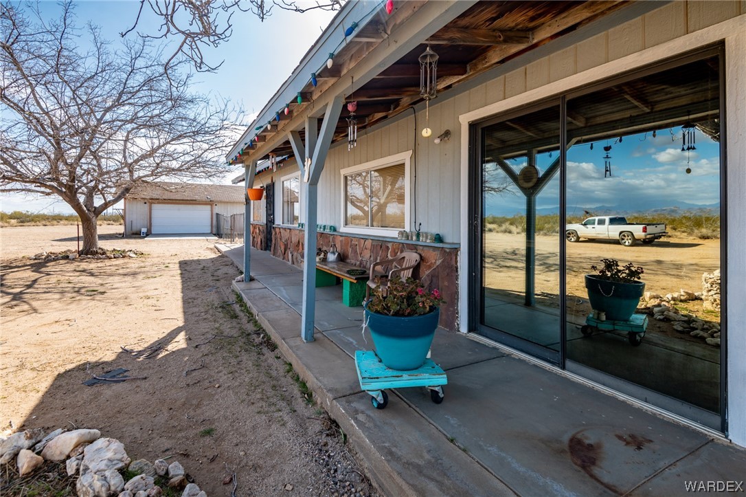 3989 Ligurta Road Golden Valley, AZ 86413 - Photo 12 of 44 Gallery Image 12