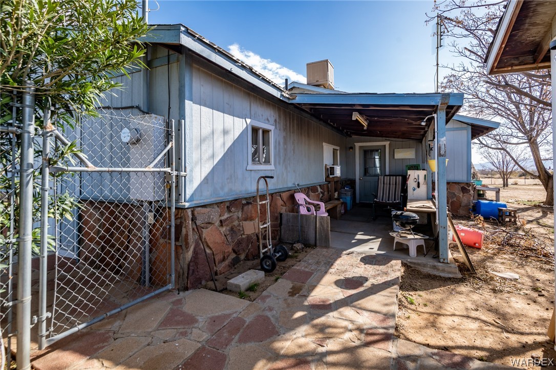 3989 Ligurta Road Golden Valley, AZ 86413 - Photo 23 of 44 Gallery Image 23