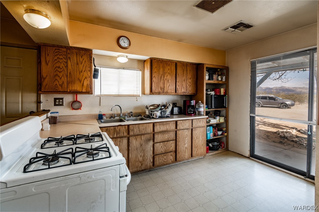 3989 Ligurta Road Golden Valley, AZ 86413 - Photo 27 of 44 Gallery Image 27
