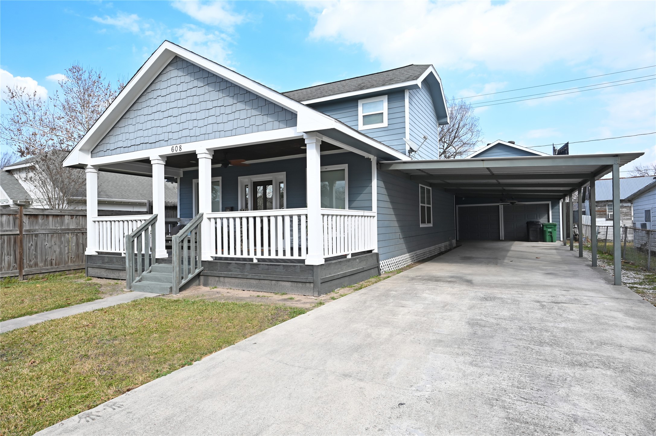 608 Archer Street Houston, TX 77009 - Photo 2 of 38