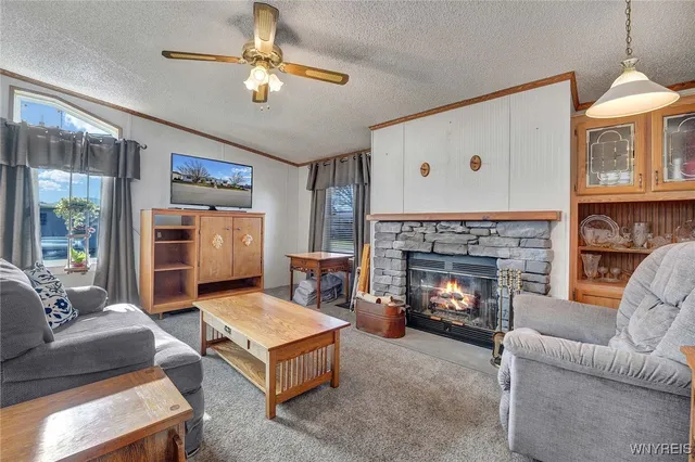 $89,900 | 807 Fernwood Drive, Lockport Town, NY 14094