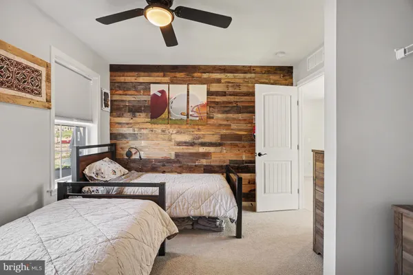 $695,000 | 22 Walton Hill Circle, Lititz, PA 17543