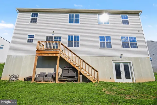 $695,000 | 22 Walton Hill Circle, Lititz, PA 17543