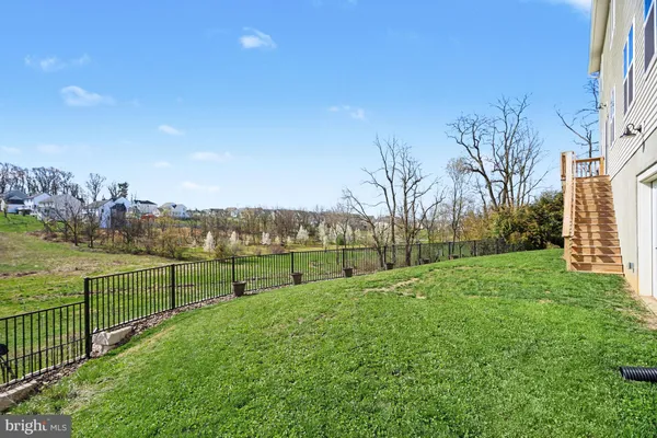 $695,000 | 22 Walton Hill Circle, Lititz, PA 17543