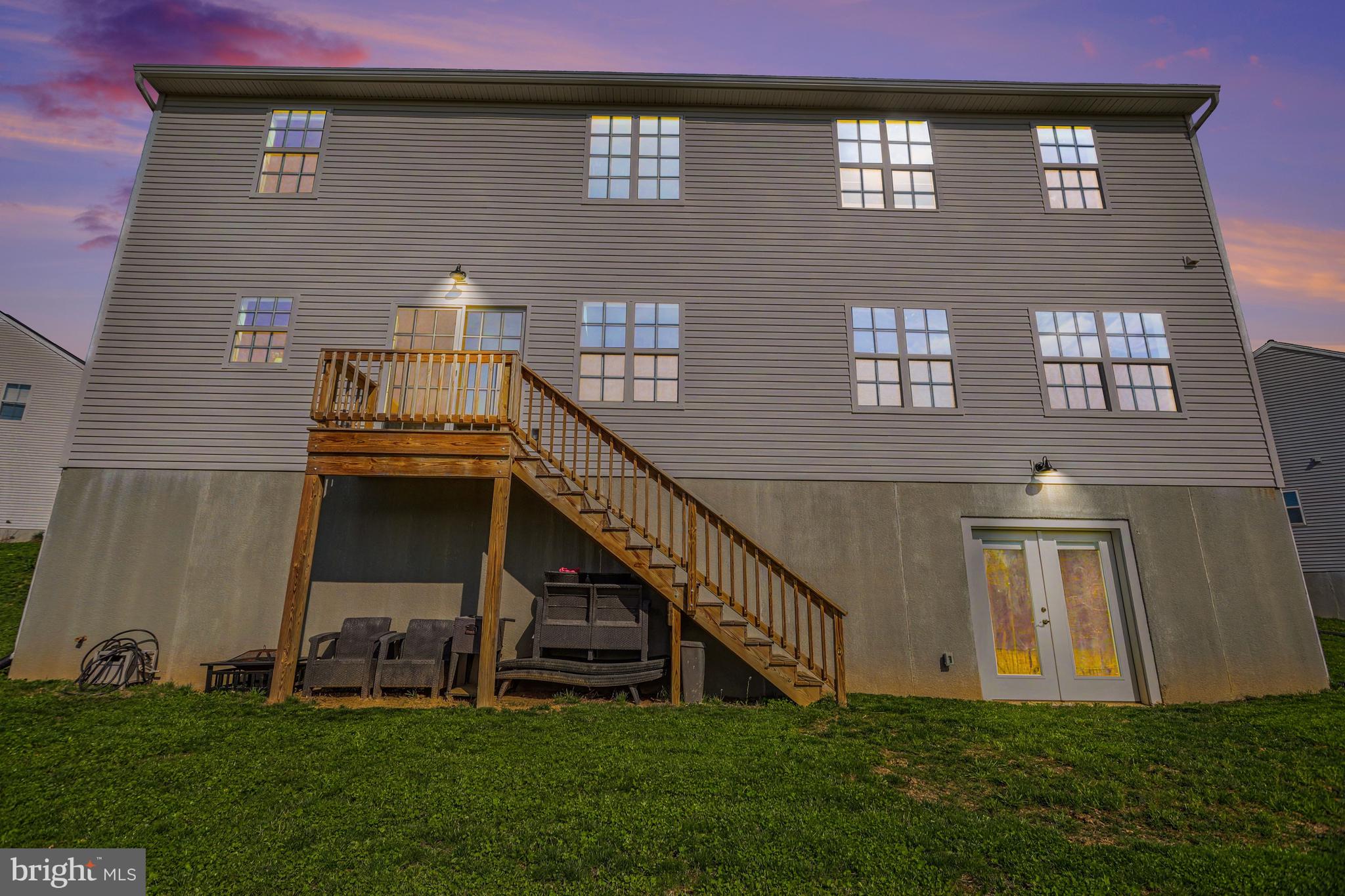 22 Walton Hill Circle Lititz, PA 17543 - Photo 4 of 47