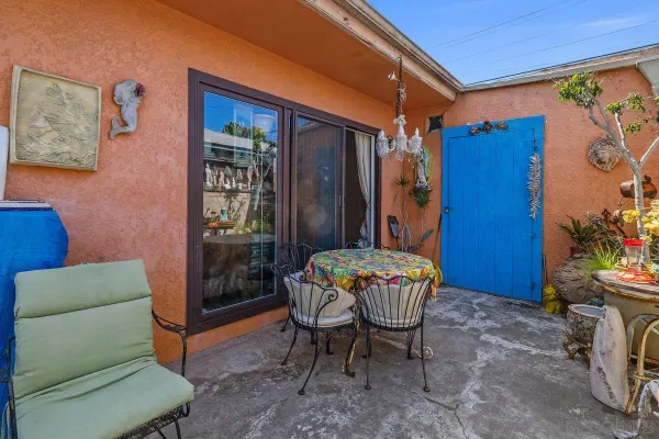 $1,375,000 | 1674-1676 Cable Street, San Diego, CA 92107