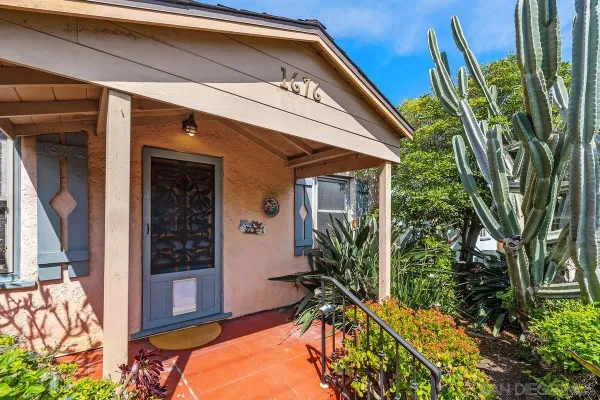$1,375,000 | 1674-1676 Cable Street, San Diego, CA 92107