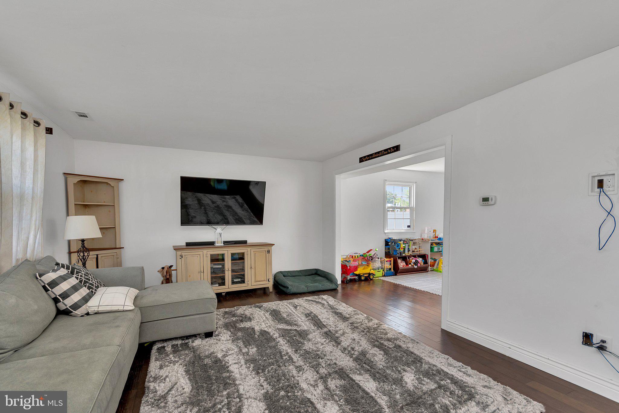 36 Hartford Road Sewell, NJ 08080 - Photo 5 of 23