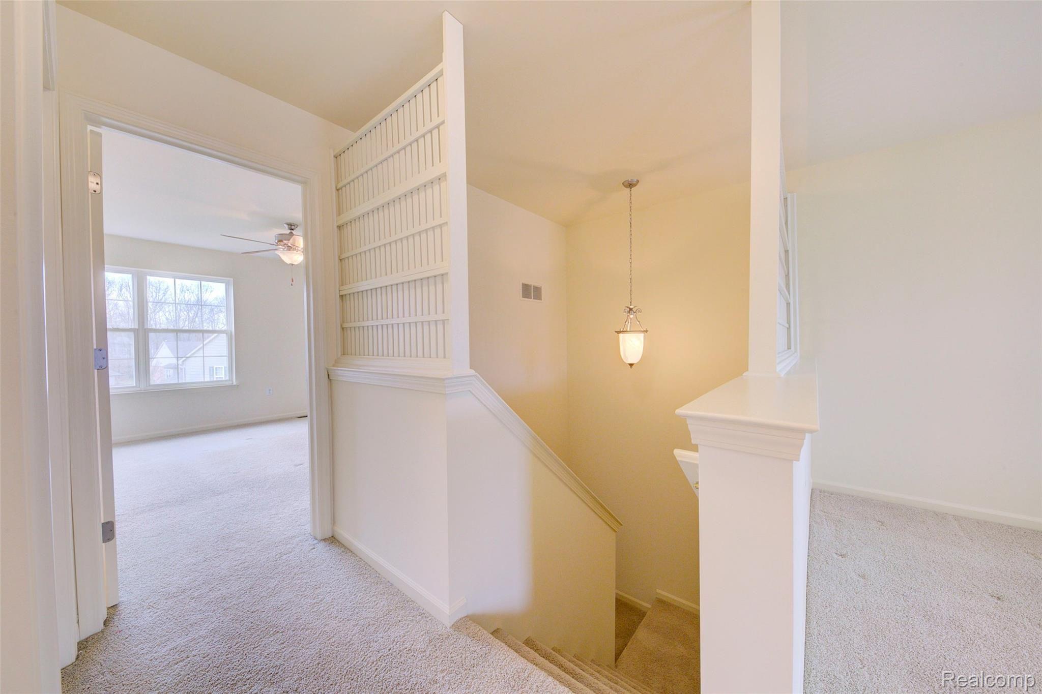 710 Cherry Orchard Road Canton, MI 48188 - Photo 16 of 42 16 Third Floor Landing.jpg