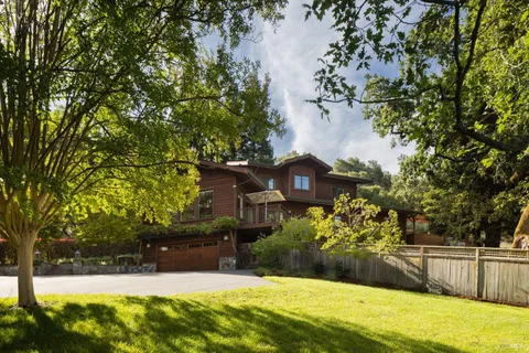 $1,995,000 | 2487 Incline Drive, Santa Rosa, CA 95404