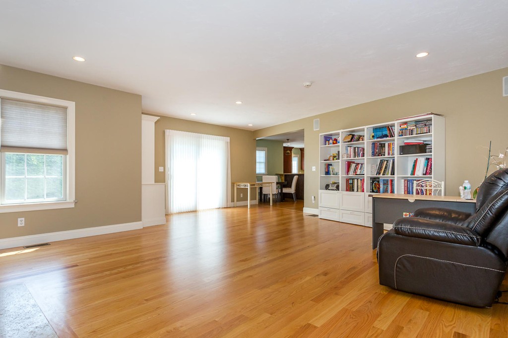 25 Magnolia Way Canton, MA 02021 - Photo 14 of 30 Gallery Image 14