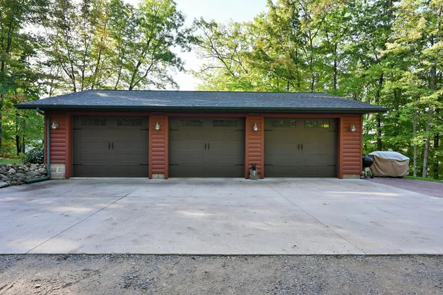 $535,000 | 2510 7 1/2 Street, Cumberland, WI 54829