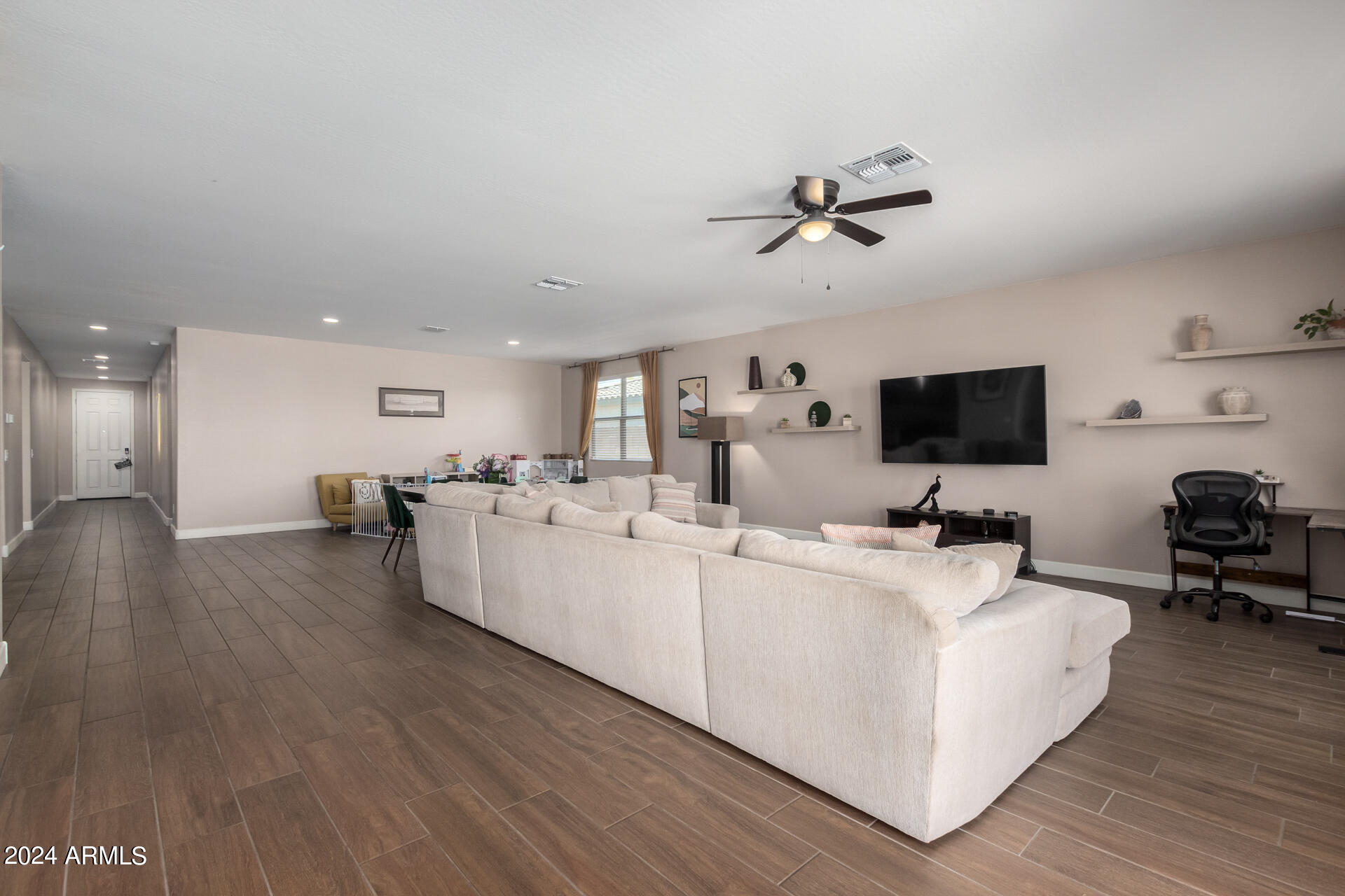 3404 West Fremont Rd. Phoenix, AZ 85041 - Photo 12 of 44 0011-11 - Fremont