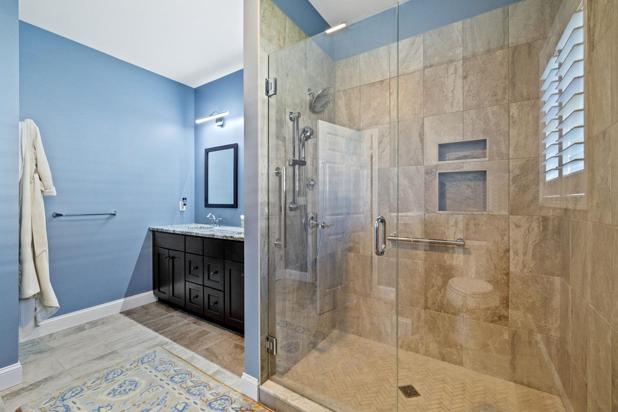 4 Cornucopia Circle Londonderry, NH 03053 - Photo 20 of 40