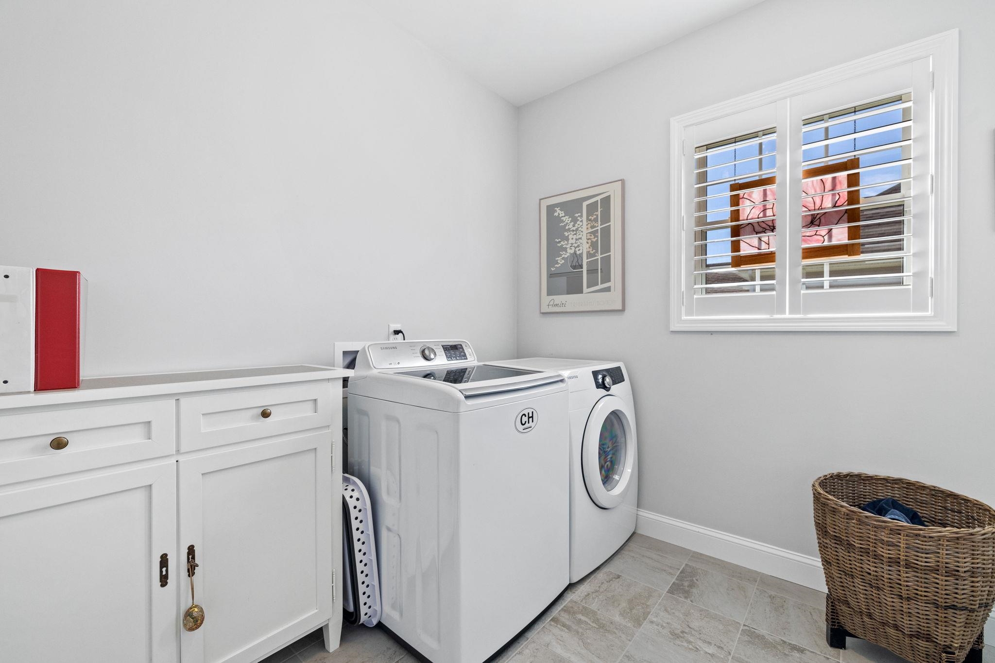 4 Cornucopia Circle Londonderry, NH 03053 - Photo 25 of 40