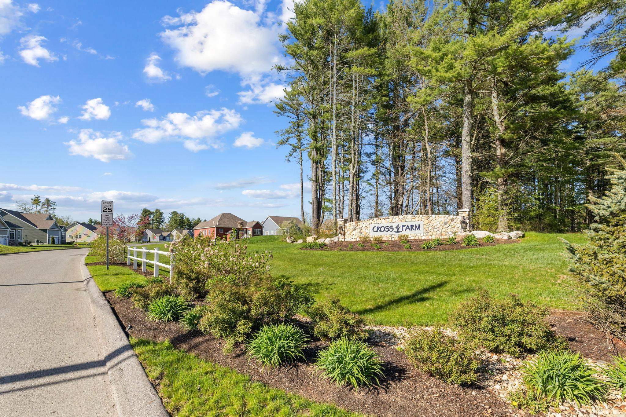 4 Cornucopia Circle Londonderry, NH 03053 - Photo 35 of 40