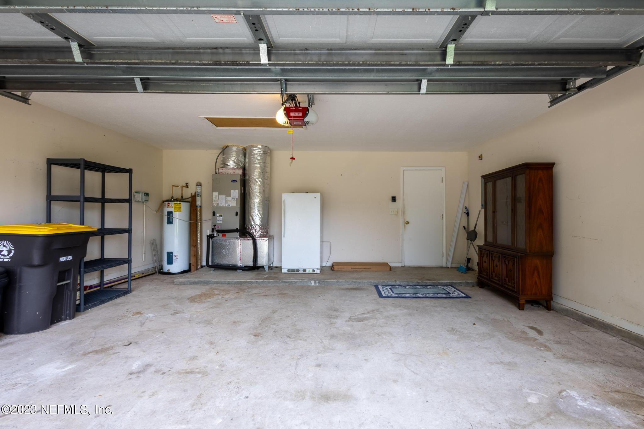 10321 Sugar Grove Road Jacksonville, FL 32221 - Photo 34 of 34 a view of a garage