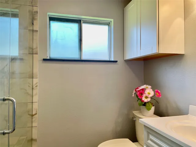 $2,100 | 2507 Lynn Drive, Pearland, TX 77581