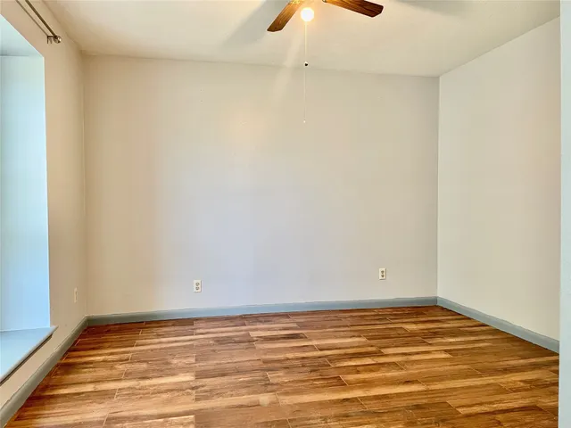 $2,100 | 2507 Lynn Drive, Pearland, TX 77581