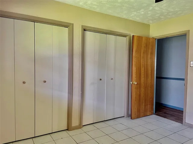 $2,100 | 2507 Lynn Drive, Pearland, TX 77581