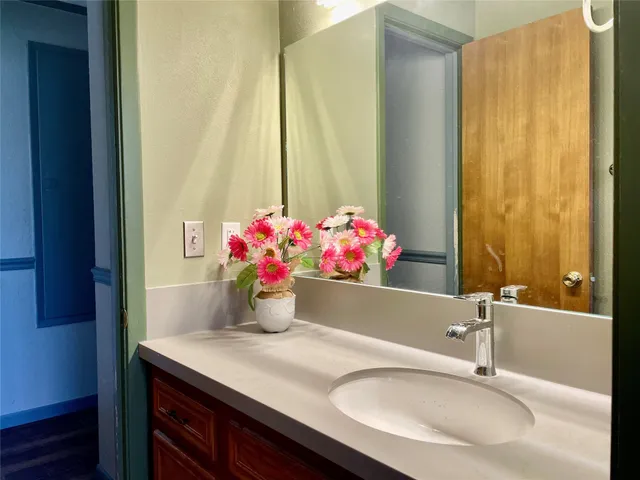 $2,100 | 2507 Lynn Drive, Pearland, TX 77581