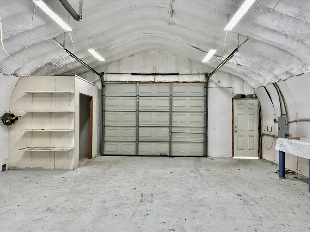 $2,100 | 2507 Lynn Drive, Pearland, TX 77581